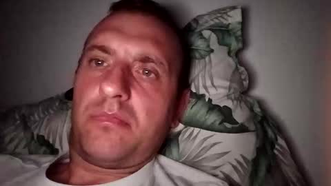 Snapshot of figonik chatting on 8, 11, 2025 Nick online show from 8, 11, 2025