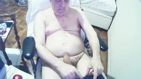 Snapshot of filhober chatting on 4, 3, 2025 filhober online show from 4, 3, 2025