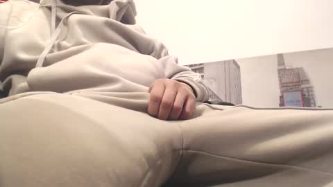 Snapshot of filouxx70 chatting on 27, 10, 2025 filouxx70 online show from 27, 10, 2025