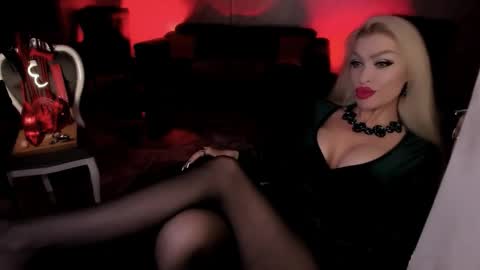 AlfaFemale online show from 20, 11, 2025