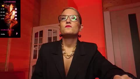 Lady online show from 26, 11, 2025