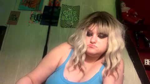Snapshot of findommefoxi chatting on 8, 1, 2025 findommefoxi online show from 8, 1, 2025