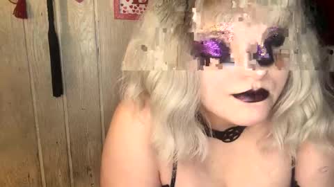 Snapshot of findommefoxi chatting on 6, 2, 2025 findommefoxi online show from 6, 2, 2025