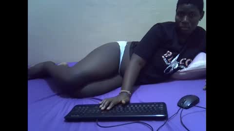 Snapshot of fine_nes chatting on 10, 5, 2026 fine_nes online show from 10, 5, 2026