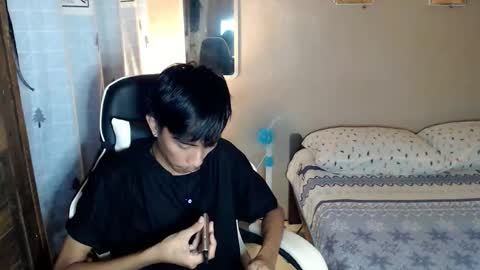 fineboii_rey18 online show from 17, 11, 2025