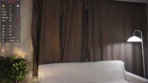 Snapshot of fionawhynot chatting on 30, 6, 2026 Emily online show from 30, 6, 2026