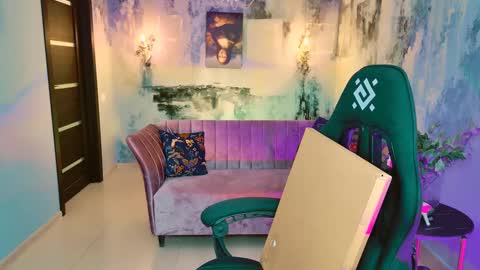 fiora online show from 6, 3, 2025