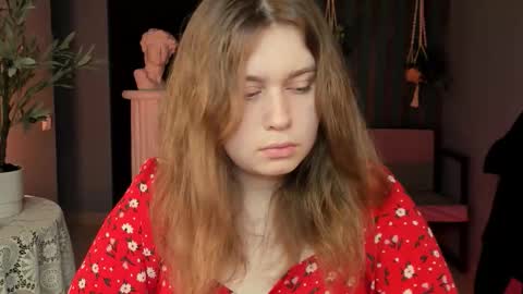 fiora online show from 2, 11, 2025