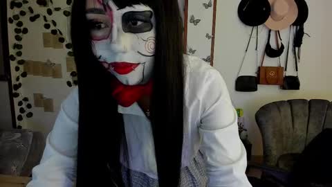     online show from 18, 10, 2025