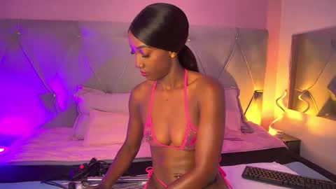 Fiorela Lenin  online show from 2, 10, 2025