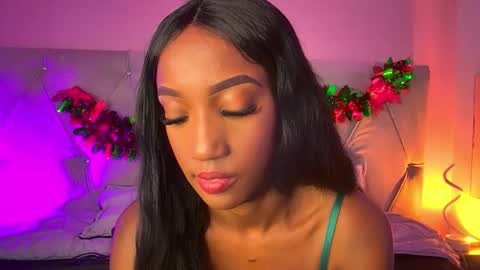 Fiorela Lenin  online show from 22, 12, 2025