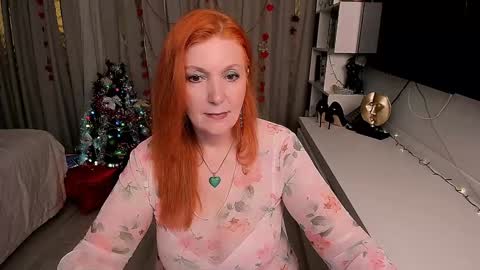 Snapshot of fire_foxone chatting on 12, 1, 2025 FireFox online show from 12, 1, 2025