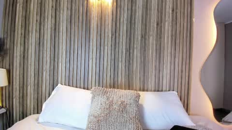 Firedoll online show from 2, 4, 2026