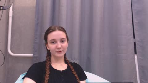 fireflies_fly_ online show from 27, 1, 2025