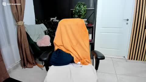 Snapshot of fireflowers_ chatting on 18, 2, 2026 Kallisy online show from 18, 2, 2026