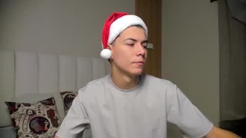 Snapshot of fireguy_99 chatting on 18, 12, 2025 Nicolas online show from 18, 12, 2025