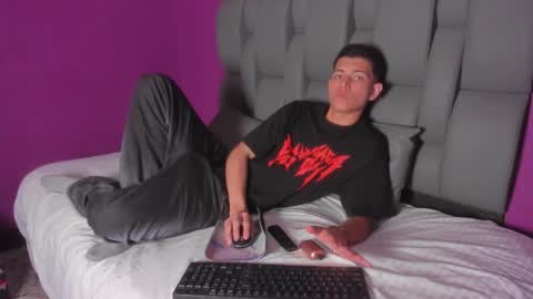 Snapshot of fireguy_99 chatting on 22, 12, 2025 Nicolas online show from 22, 12, 2025