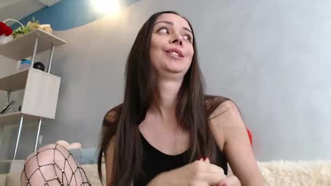 Snapshot of firesally_ chatting on 14, 5, 2026 ArinaimasCute online show from 14, 5, 2026