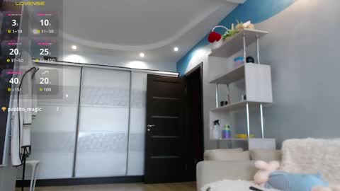 Snapshot of firesally_ chatting on 18, 5, 2026 ArinaimasCute online show from 18, 5, 2026