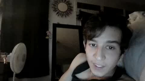 Snapshot of fitboi321 chatting on 10, 4, 2026 fitboi321 online show from 10, 4, 2026