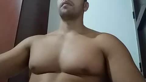 fitchestabs_69 online show from 17, 11, 2025