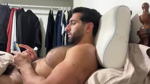 fitcurvyman4fun_69 online show from 5, 11, 2025