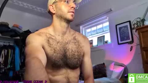 Snapshot of fitfinn_ chatting on 7, 10, 2025 finn online show from 7, 10, 2025
