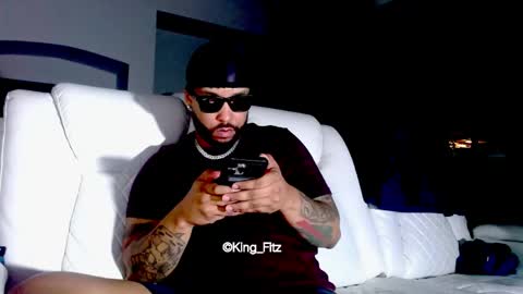 Snapshot of fitz_1 chatting on 28, 4, 2026 King E online show from 28, 4, 2026