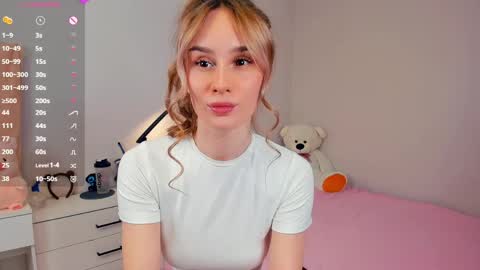 Kira online show from 31, 3, 2026