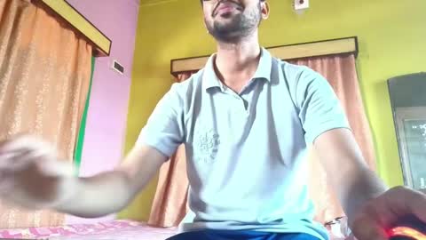 Ur BoyToy online show from 15, 4, 2026