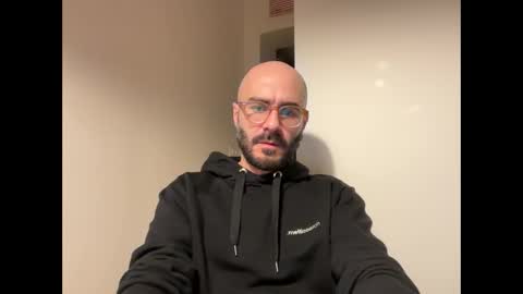 Fla is short for Flavio online show from 21, 1, 2025