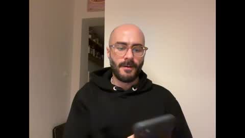 Fla is short for Flavio online show from 27, 2, 2025