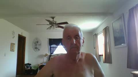 Snapshot of flamale65to chatting on 3, 5, 2026 flamale65to online show from 3, 5, 2026