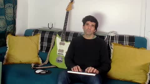 Flannel Dong online show from 17, 12, 2025