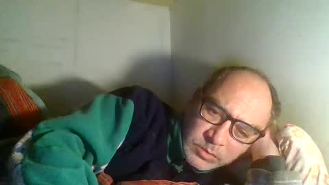 Snapshot of flashdreaming chatting on 4, 4, 2026 Carlo online show from 4, 4, 2026