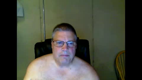 Snapshot of fletch32 chatting on 7, 6, 2026 jd online show from 7, 6, 2026