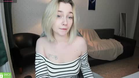 Snapshot of fleurdelisa chatting on 3, 5, 2026 Lisa online show from 3, 5, 2026
