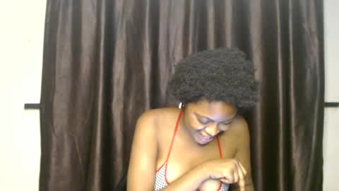Snapshot of flirty_xxbonny chatting on 19, 6, 2026 flirty_xxbonny online show from 19, 6, 2026