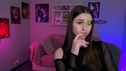 Snapshot of flora_ri chatting on 22, 5, 2026 just ask me online show from 22, 5, 2026