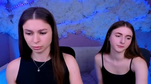 Snapshot of flora_ri chatting on 28, 5, 2026 just ask me online show from 28, 5, 2026