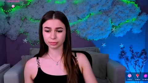 Snapshot of flora_ri chatting on 31, 5, 2026 just ask me online show from 31, 5, 2026