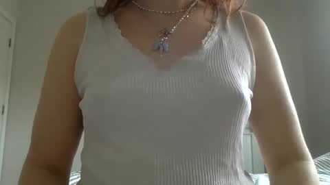 Snapshot of floraexploration chatting on 24, 2, 2025 floraexploration online show from 24, 2, 2025