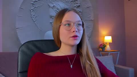 Snapshot of floralarsson chatting on 21, 5, 2026 hey there guys im Flora no not the one from WInx. But I love magical stuff and especially I love nature. I dont know I thin online show from 21, 5, 2026