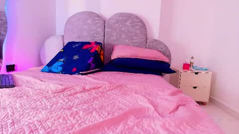 Snapshot of flordecayena_ chatting on 13, 6, 2026 Flordecayena online show from 13, 6, 2026