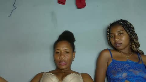 Snapshot of florencia011 chatting on 25, 1, 2025 florencia011 online show from 25, 1, 2025
