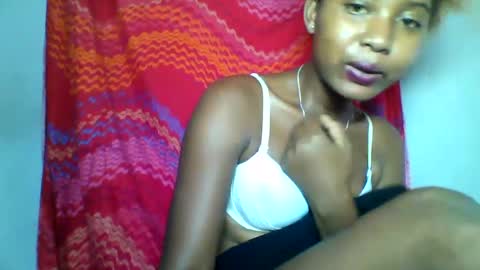 Snapshot of florencia011 chatting on 29, 1, 2025 florencia011 online show from 29, 1, 2025
