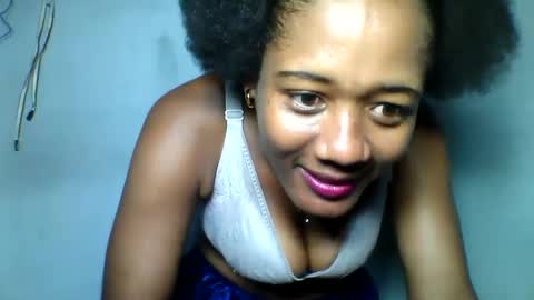 Snapshot of florencia011 chatting on 30, 1, 2025 florencia011 online show from 30, 1, 2025