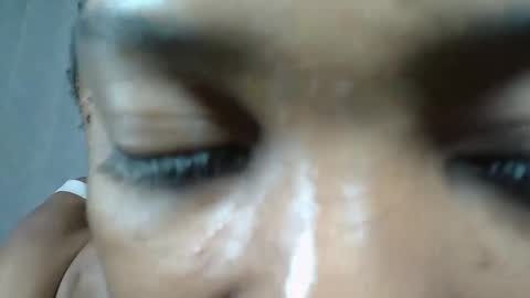 Snapshot of florencia011 chatting on 1, 2, 2025 florencia011 online show from 1, 2, 2025