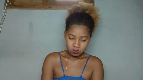 Snapshot of florencia011 chatting on 4, 2, 2025 florencia011 online show from 4, 2, 2025