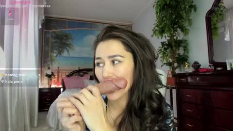 Snapshot of flower_nicole chatting on 11, 2, 2025 Nicole online show from 11, 2, 2025